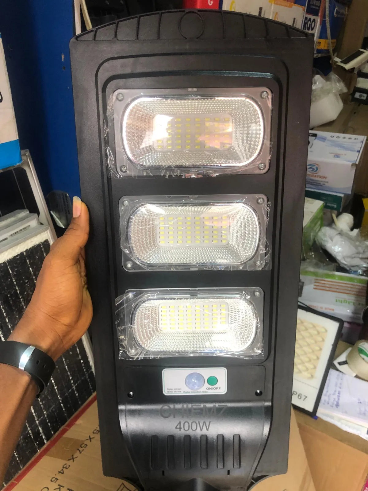 LAMPADAIRE 300W بروجيكتور الطاقة الشمسية